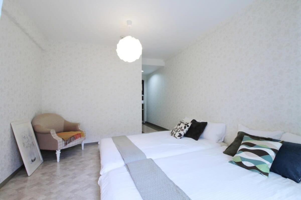Bhotel La-Shante - 5 Mins Walk To The Peacepark & 2Br 10 Ppl #101 Хіросіма Екстер'єр фото