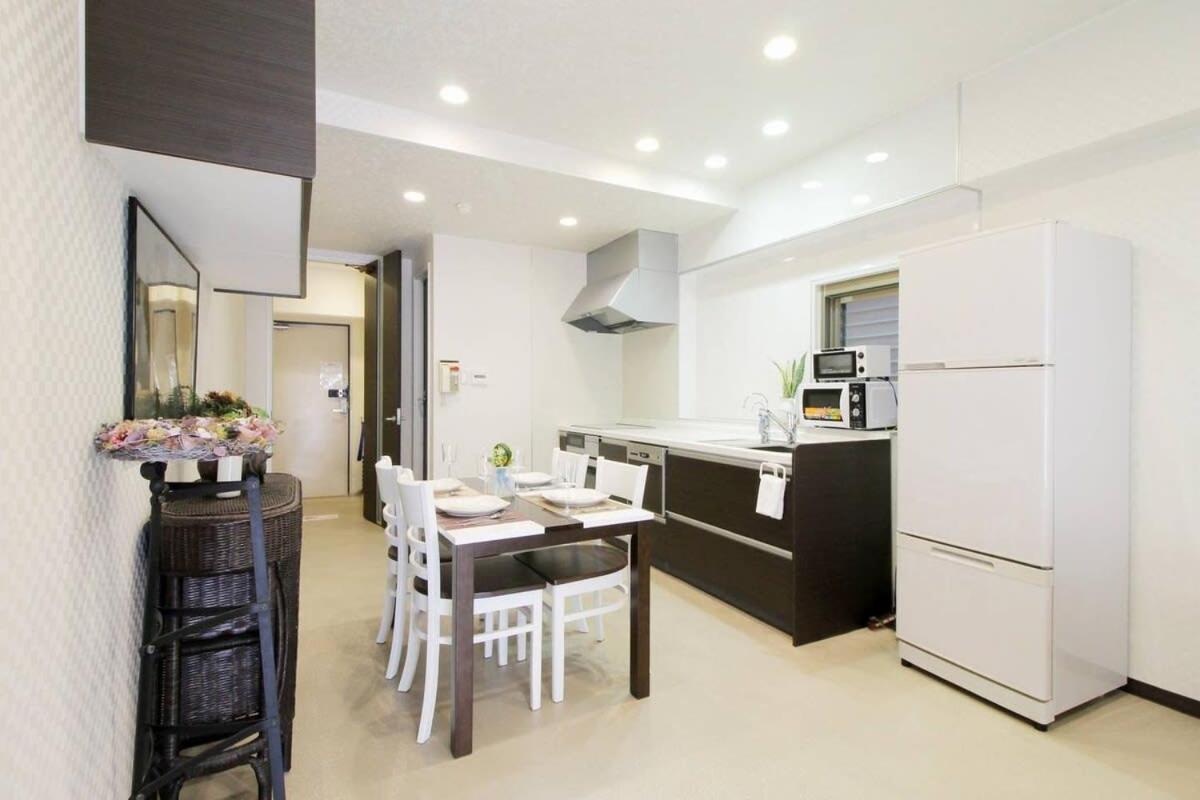 Bhotel La-Shante - 5 Mins Walk To The Peacepark & 2Br 10 Ppl #101 Хіросіма Екстер'єр фото