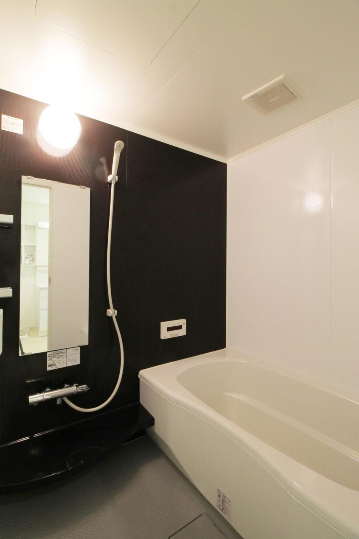 Bhotel La-Shante - 5 Mins Walk To The Peacepark & 2Br 10 Ppl #101 Хіросіма Екстер'єр фото